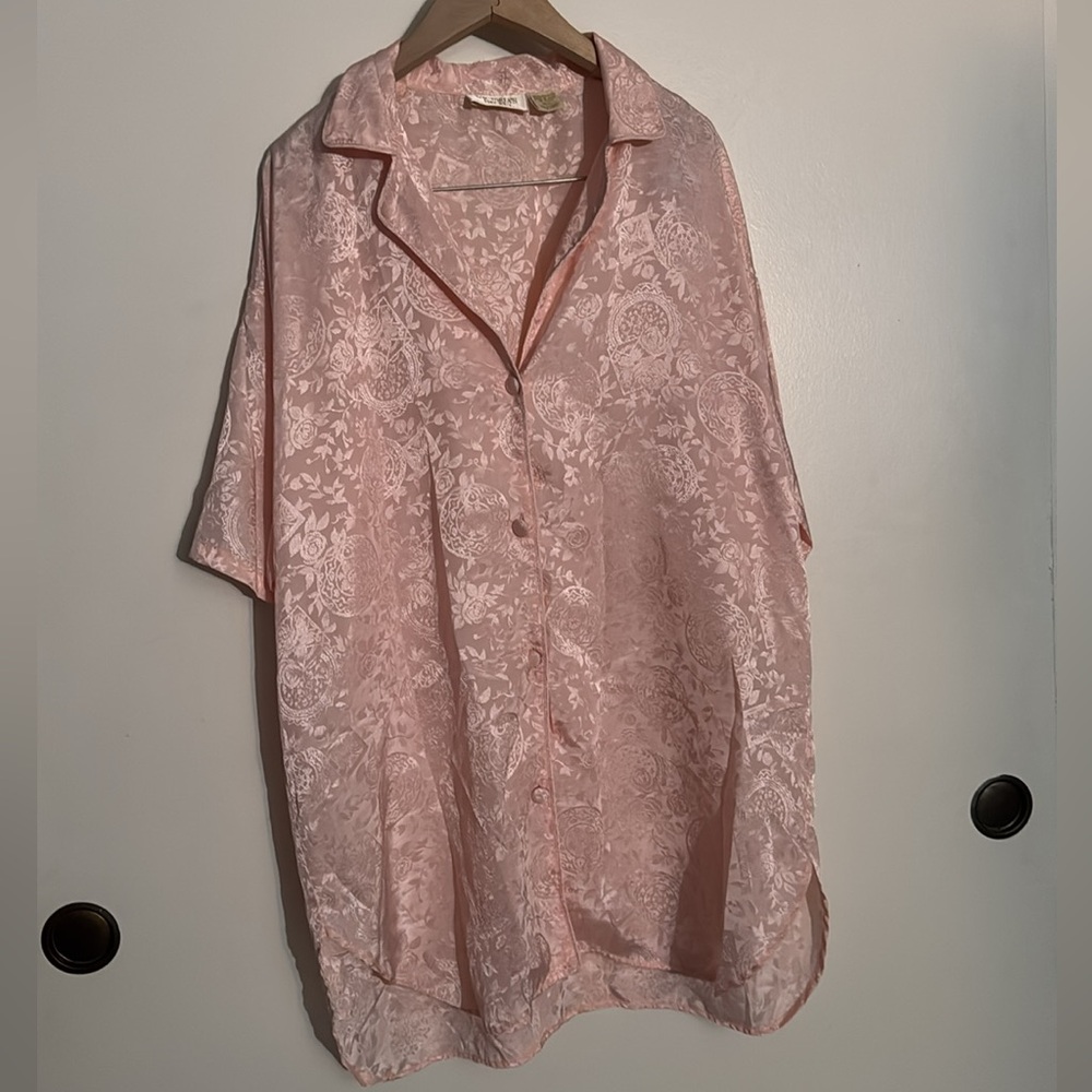 VICTORIAS SECRET Vintage Gold Label Satin Sleep Shirt Baroque Print Size Small